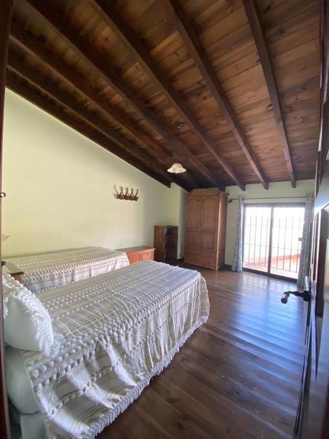 Espaciosa y Elegante Casa Rural en Los Marines Exterior foto