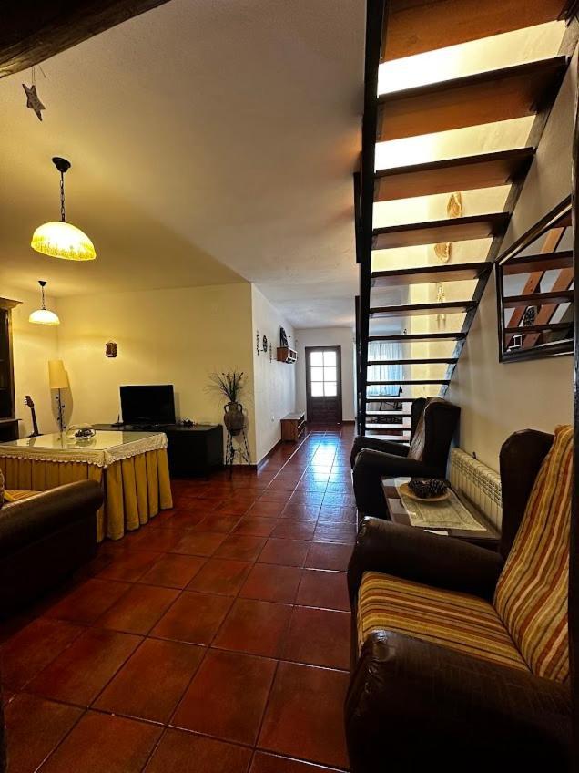 Espaciosa y Elegante Casa Rural en Los Marines Exterior foto